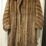 926 2208 FUR COAT